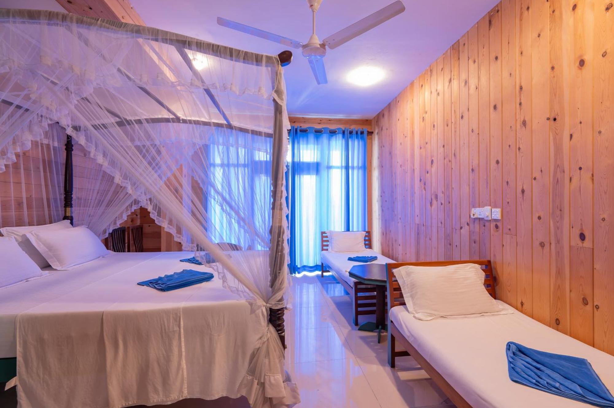 Hotel Aaradhya Mirissa Exteriér fotografie