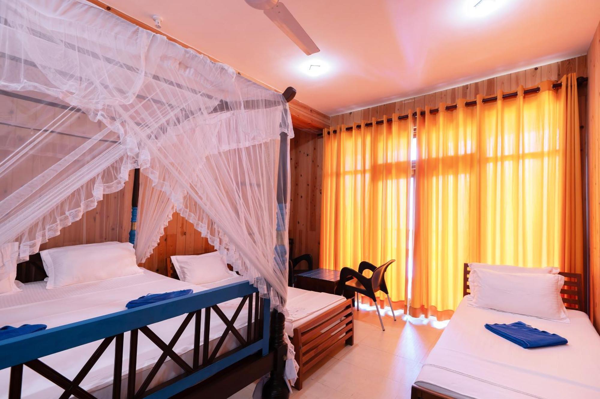 Hotel Aaradhya Mirissa Exteriér fotografie