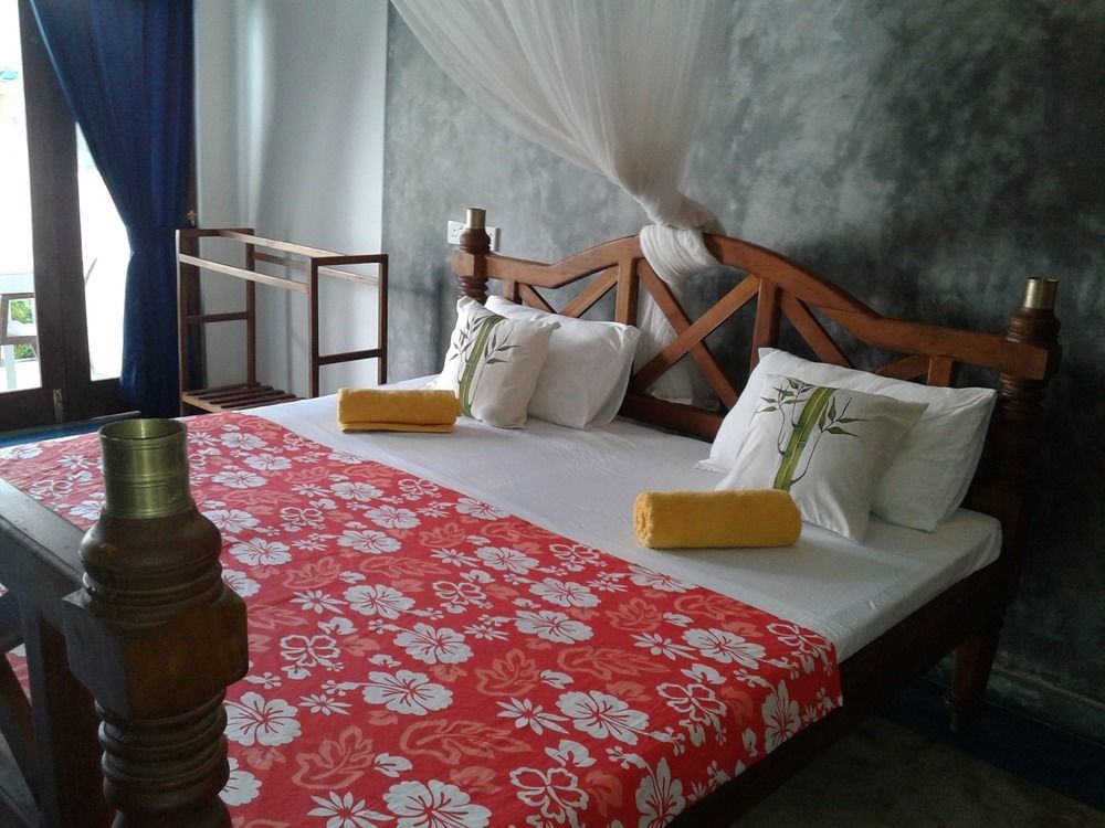 Hotel Aaradhya Mirissa Exteriér fotografie