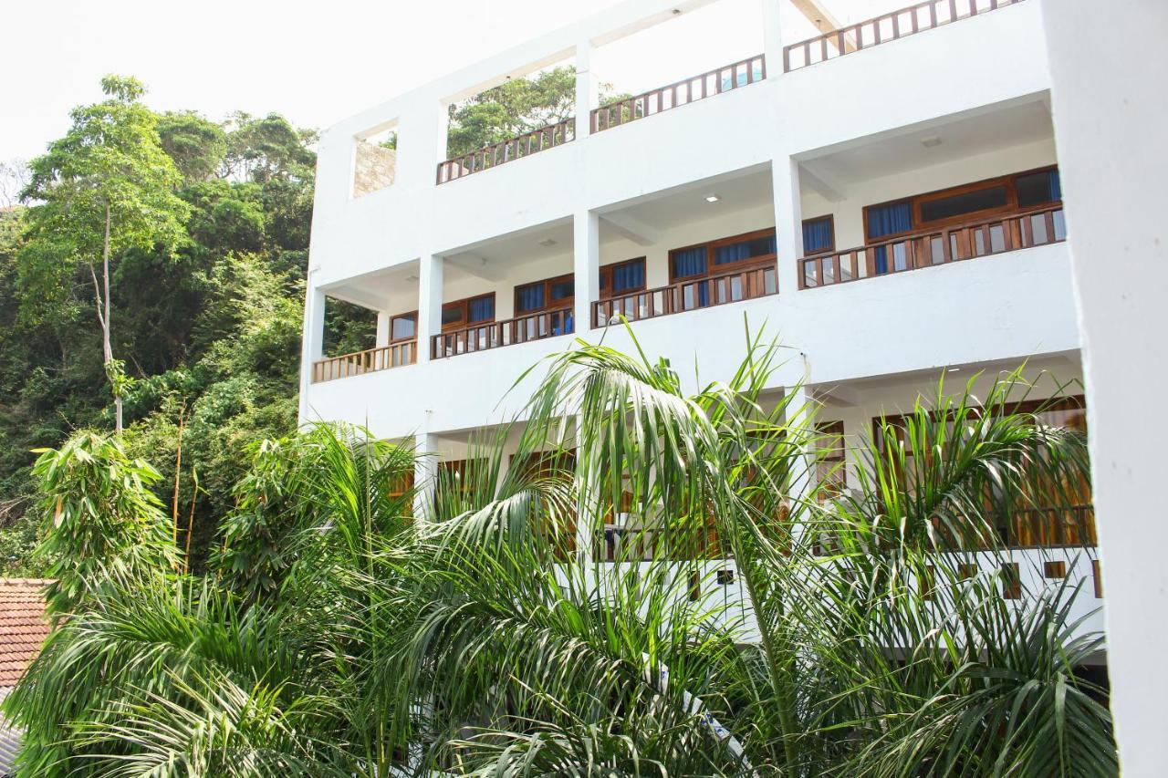 Hotel Aaradhya Mirissa Exteriér fotografie