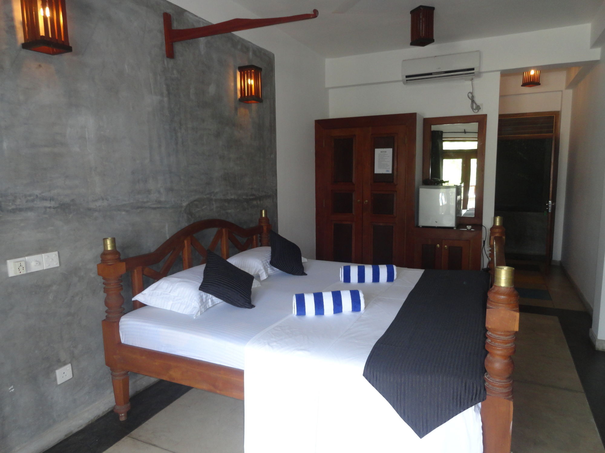 Hotel Aaradhya Mirissa Exteriér fotografie